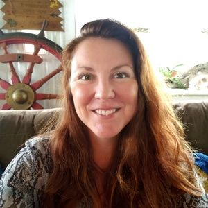 Meet your Posher, Courtney